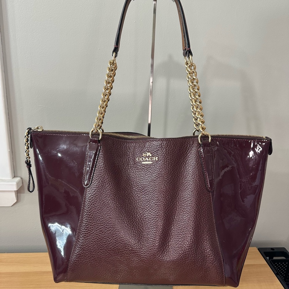 Authentic Coach Ava Chain Tote